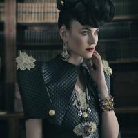 Faust Magazine • Stylisme Laura de Villebonne vu par Clarke Drahce