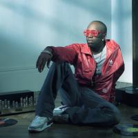 Portrait d'artiste • Warren • Chanteur vu par Clarke Drahce